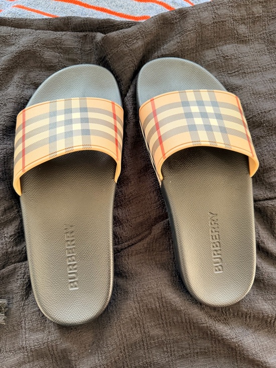 Burberry Shoes - Burberry Check Slide Sandals Women’s Size 9 Designer Slides Nova Check”